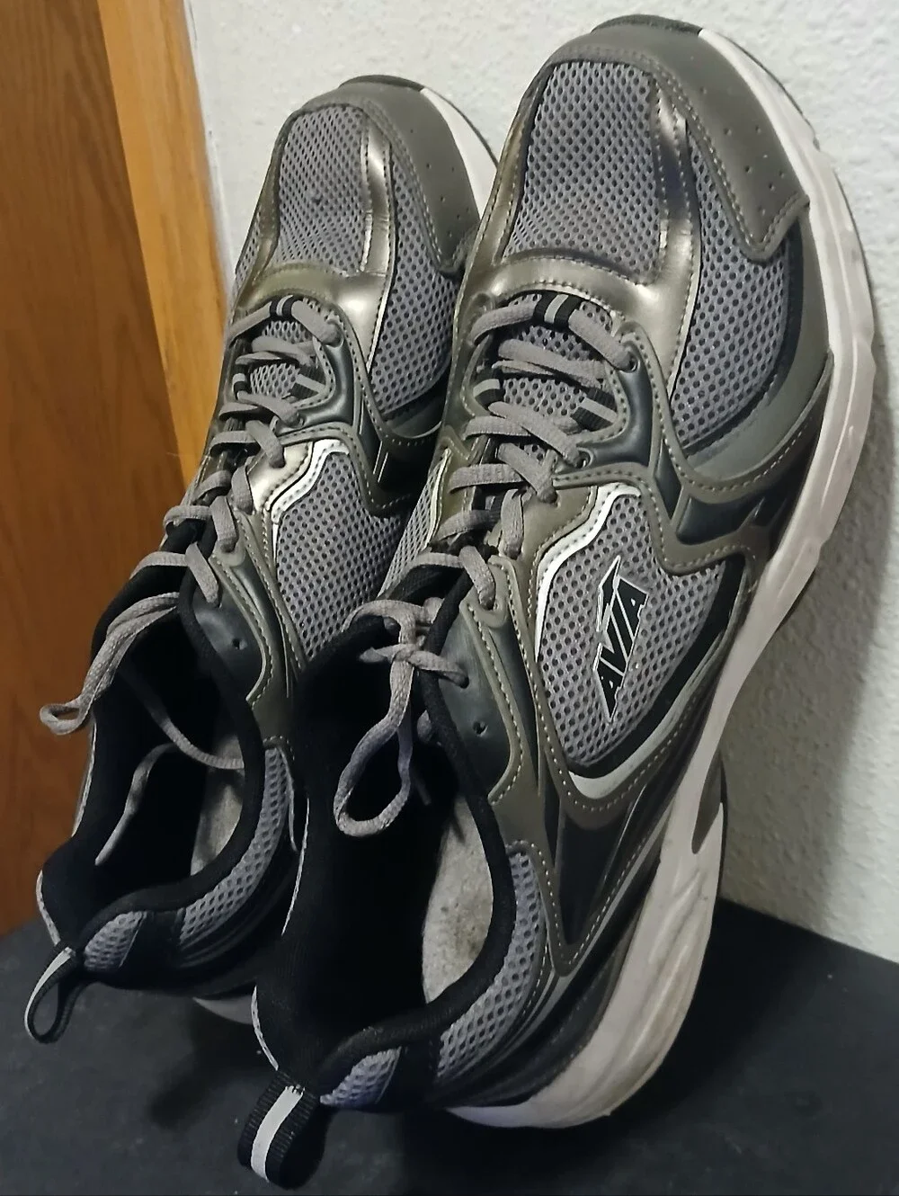 Avia Men’s Gray Mesh Athletic Walking Running Sneakers Shoes Size 13
